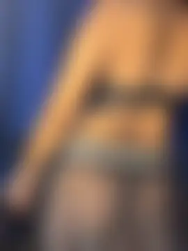 Yourss_Senorita_ – Naživo chatovacia miestnosť