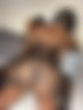 Bellaanjay Adlı Modelin Canlı Sohbet Odası