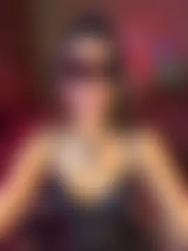Ivy_the_goddess Adlı Modelin Canlı Sohbet Odası