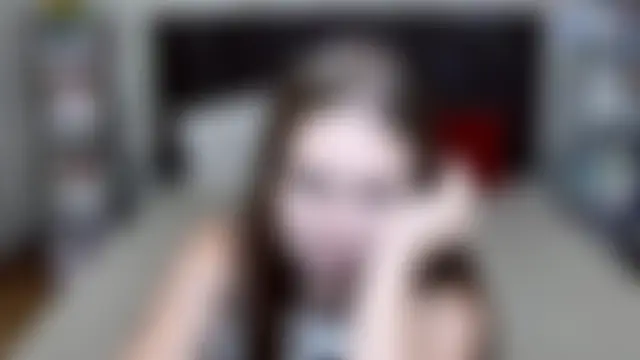 غرفة دردشة LauraHlot المباشرة