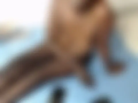 Wetpussy303 Chat Room in diretta