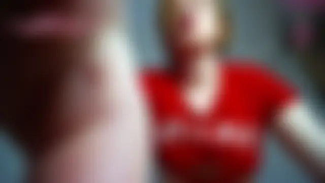 KinkyMissCherry – Naživo chatovacia miestnosť