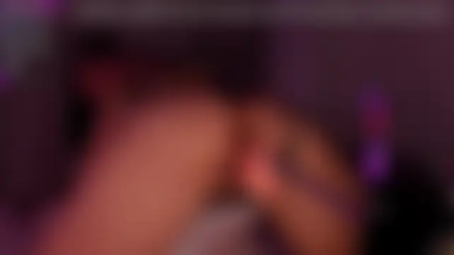 Megan_browns1 élő chatszobája