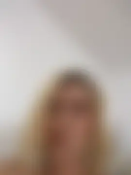 clara_k élő chatszobája