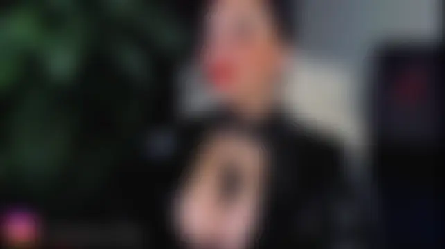 QueenOfUrKink Live Chatraum