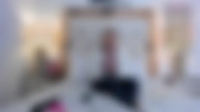 EloiseClairmont Live Chatraum