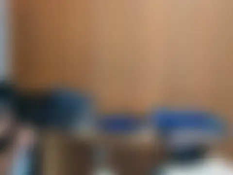 Sala de chat ao vivo de ela-04