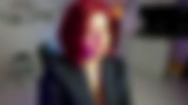 Živá chatovací místnost AmiableMuffleGirl