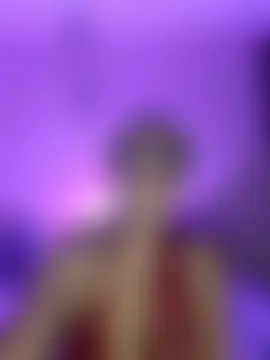 LunaBlaise élő chatszobája