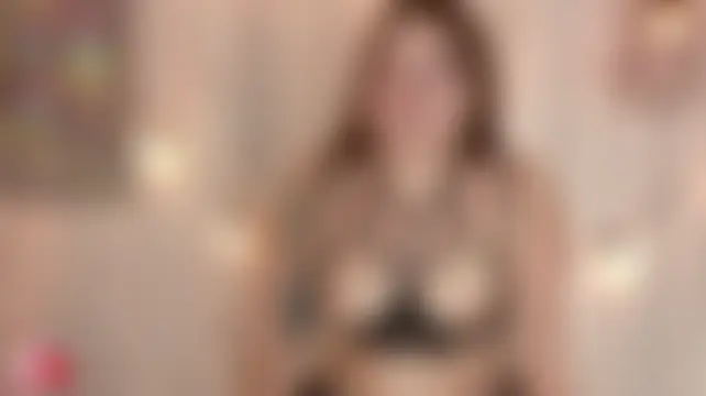 Lia_little18 লাইভ চ্যাট রুম