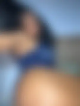 חדר צ'אט בשידור חי של Luhma_hot