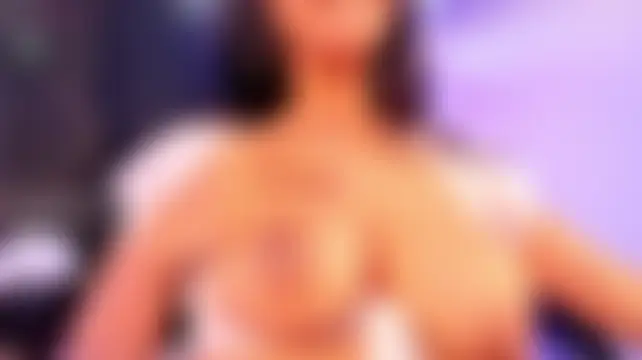 emma_bloomm Live chatroom