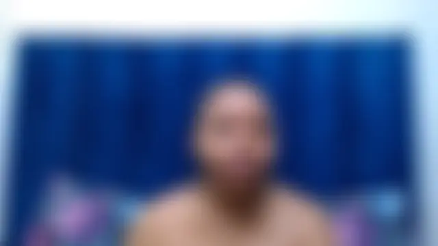 HotSmallTits live-chat rom