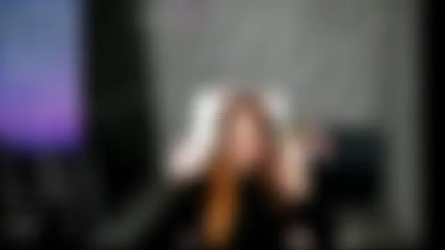Chat soba uživo modela Reginasmilee