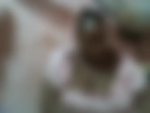 חדר צ'אט בשידור חי של big_clitts