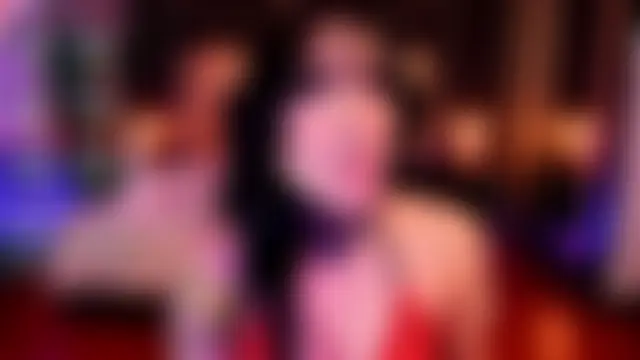 غرفة دردشة Kat_VonDe المباشرة