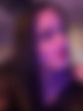 LunnaVey Live chatroom
