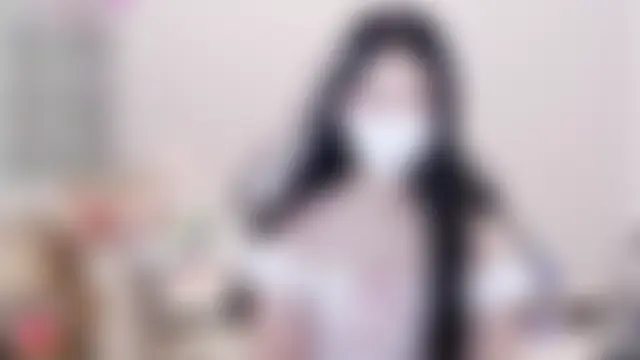 Pokój czatu na żywo – Nina_777_