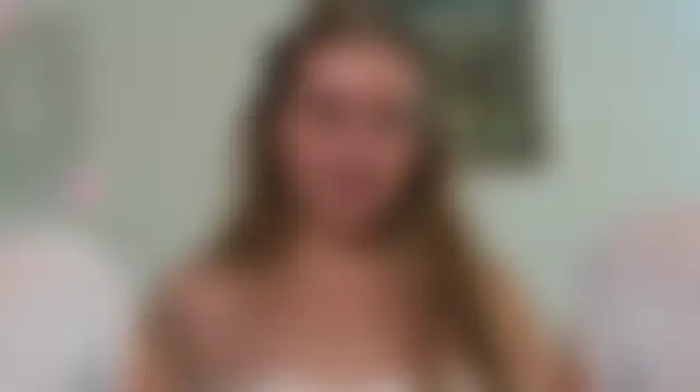 غرفة دردشة Adorielle المباشرة