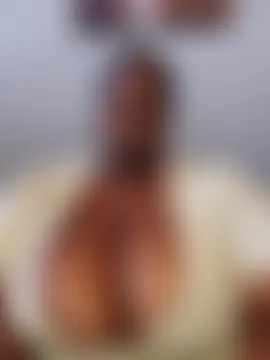 ChubbyLucia Live Chatraum