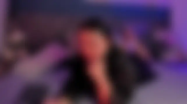 Amber_Santana élő chatszobája