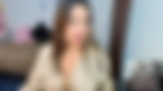 Paulina-Becerraa লাইভ চ্যাট রুম