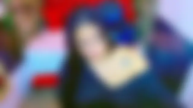zoe_naughty01: δωμάτιο απευθείας συνομιλίας