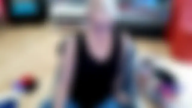 ZuckerMausi17 Ruang Obrolan Langsung