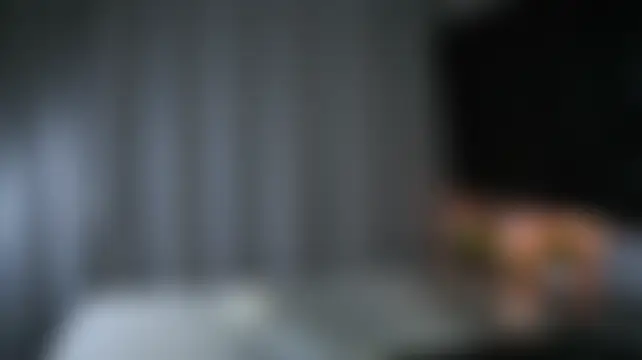EugeneHugron: δωμάτιο απευθείας συνομιλίας