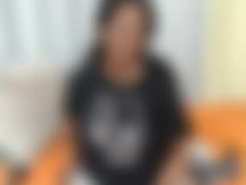 Phòng Chat Trực Tiếp FlirtyMilf
