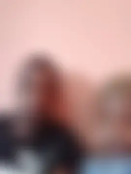 חדר צ'אט בשידור חי של Dandelion_enigman
