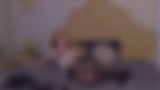 חדר צ'אט בשידור חי של ClaireFlowers