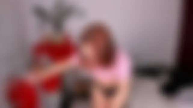 חדר צ'אט בשידור חי של Pinky_sweety