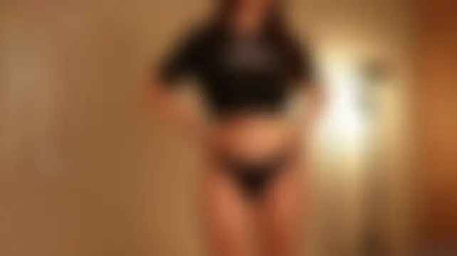 חדר צ'אט בשידור חי של angel_luisa