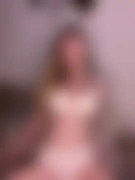 Eva_nextdoor Live Chatraum