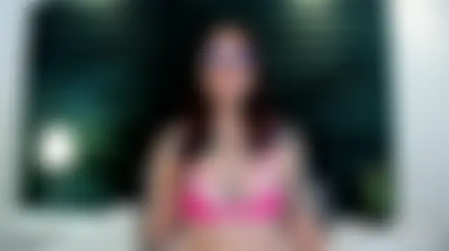 חדר צ'אט בשידור חי של ValeryMontenegro