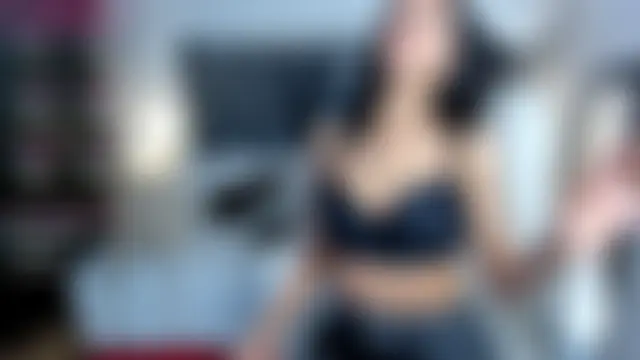 Amapolagoddes_x – Naživo chatovacia miestnosť