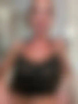 Martyca_Beee – Naživo chatovacia miestnosť