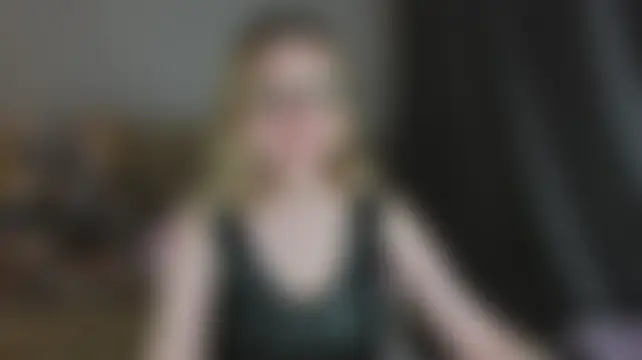 MissBrightShine élő chatszobája