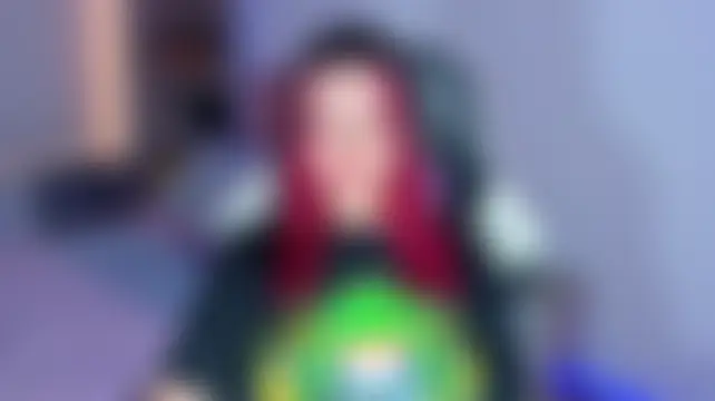 غرفة دردشة OphelianaRose33 المباشرة