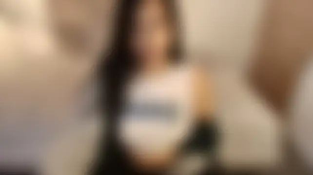 Sala de chat en directo de Lucy__Love_