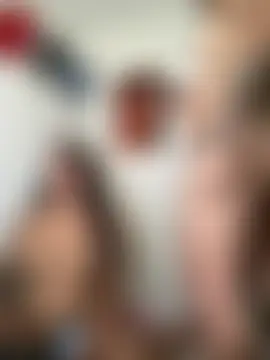 Sala de chat ao vivo de UR_LATIN_BUSHY_GUYS