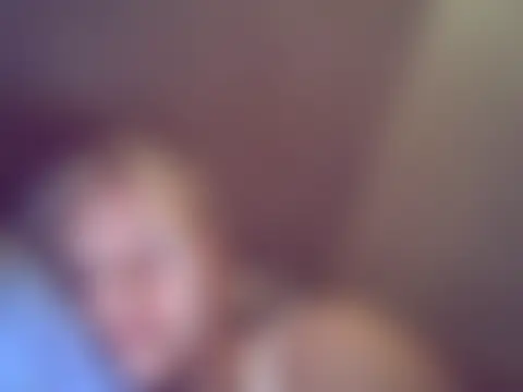 Chat soba uživo modela _Mathilda_