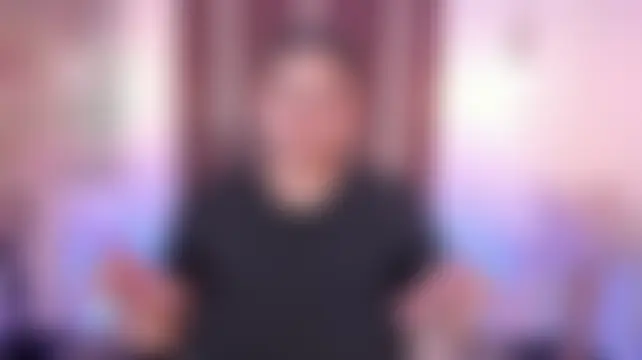 חדר צ'אט בשידור חי של FloraaTwisted