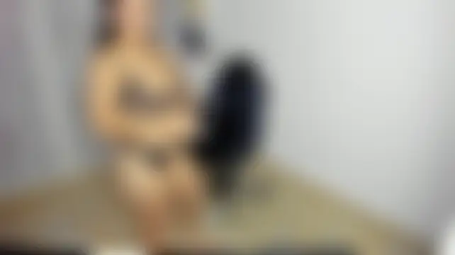 alayasmile's Live XXX Chat