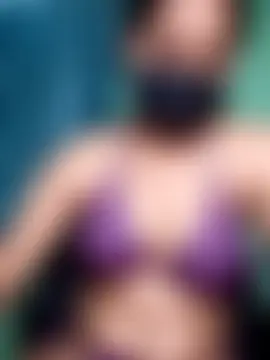 shrutee12's Live XXX Chat