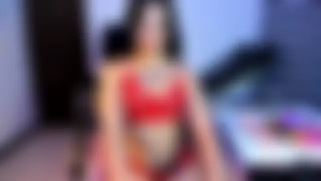 CharlotePetite_ Adlı Modelin Canlı Sohbet Odası
