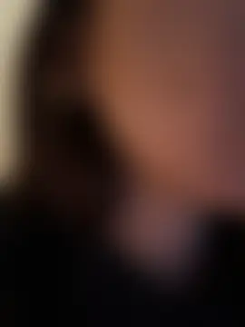 Alexbrune – Naživo chatovacia miestnosť