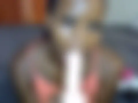 Curvydollyy 现场聊天室