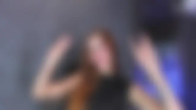 Živá chatovací místnost LolaGray__
